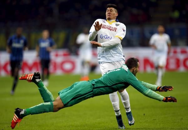 2015-11-22t202125z_1080223458_gf20000070136_rtrmadp_3_soccer-italy_reuters