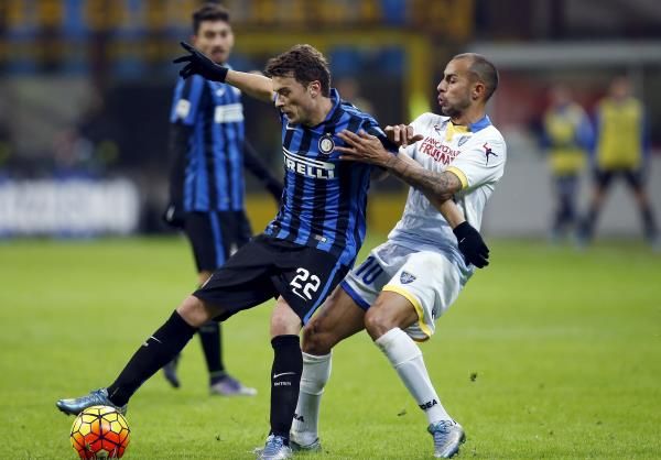 2015-11-22t215428z_1273531541_gf20000070205_rtrmadp_3_soccer-italy_reuters