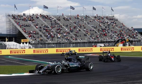 2015-10-30t195342z_2130841613_gf20000039361_rtrmadp_3_motor-racing-prix_reuters