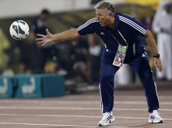 2012-09-23t184102z_1262049040_gm1e89o06sh01_rtrmadp_3_soccer-qatar_reuters