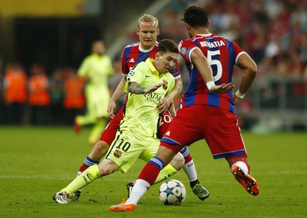 2015-05-12t203352z_74464432_mt1aci13737474_rtrmadp_3_football_reuters