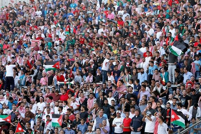 جماهير الكرة الأردنية مطالبة بالإلتفاف حول النشامى حتى الرمق الأخير 
