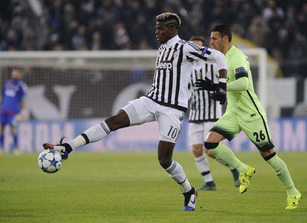 2015-11-25t200559z_318470010_gf20000073781_rtrmadp_3_soccer-champions-juv-mci_reuters
