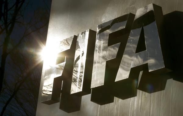 2015-11-19t145904z_904890844_lr2ebbj15m5fc_rtrmadp_3_soccer-fifa-russia_reuters