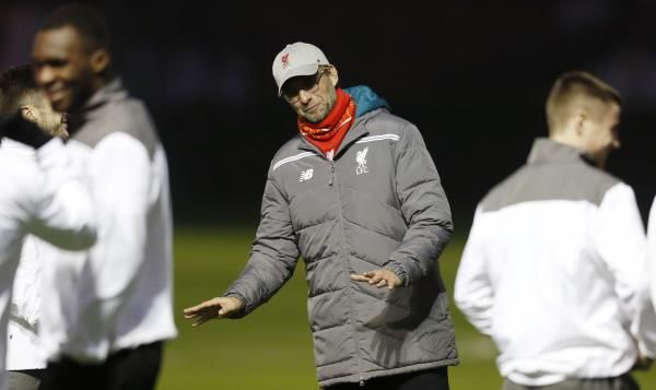 2015-11-25t171608z_91473368_mt1aci14199033_rtrmadp_3_soc_reuters