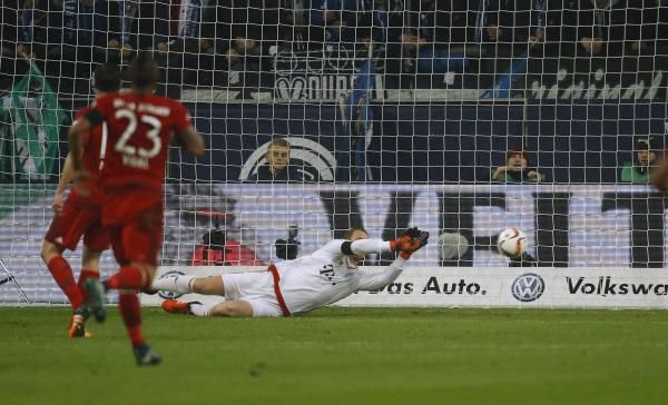 2015-11-21t180324z_54859477_gf20000068943_rtrmadp_3_soccer-germany_reuters