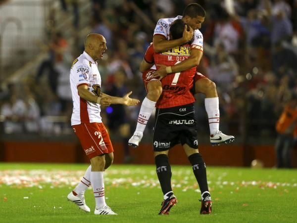 2015-11-27t003527z_279445305_gf20000075555_rtrmadp_3_soccer-sudamericana_reuters
