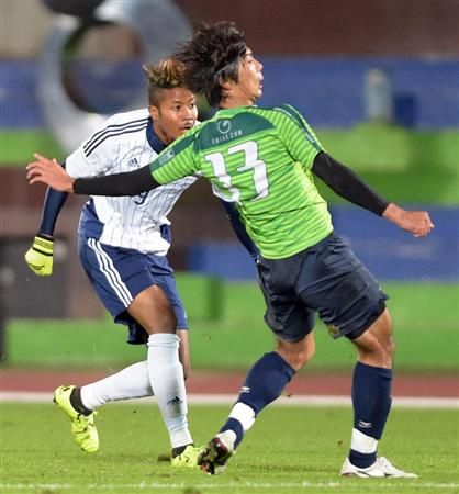 موساشي سوزوكي عند تسجيله هدف بمرمى شونان بيلمار