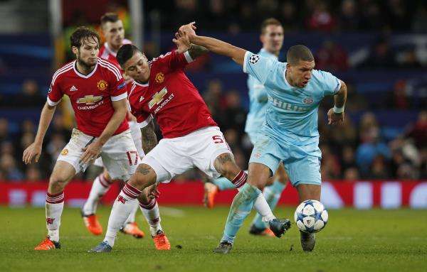 2015-11-25t211618z_91487778_mt1aci14199364_rtrmadp_3_soc_reuters