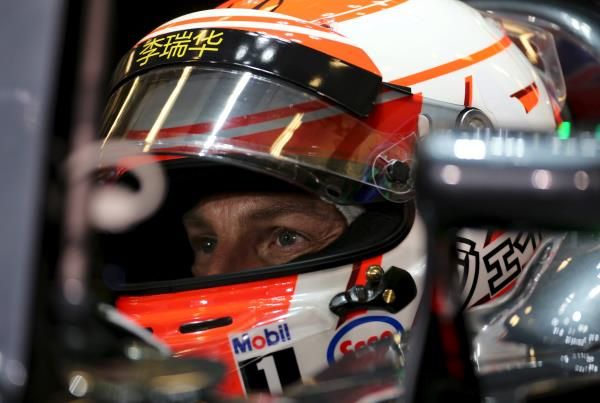 2015-11-27t153455z_507342018_gf20000076392_rtrmadp_3_motor-racing-prix_reuters