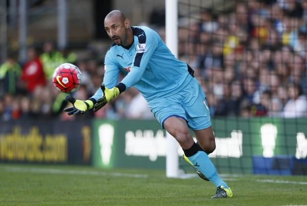 2015-09-27t163826z_86373506_mt1aci14034396_rtrmadp_3_soccer-england-wat-cry_reuters