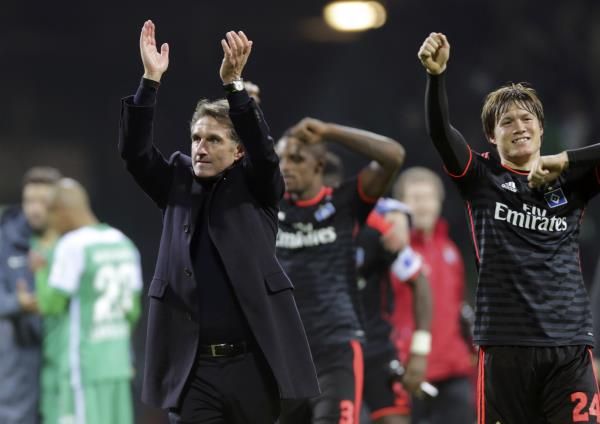 2015-11-28t164528z_1215886693_lr1ebbs1ajii8_rtrmadp_3_soccer-germany_reuters