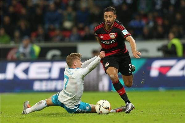 من لقاء باير ليفركوزن وشالكه 04