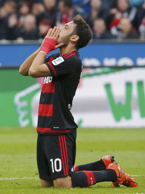 2015-10-24t142508z_587606738_lr2ebao141mzo_rtrmadp_3_soccer-germany_reuters