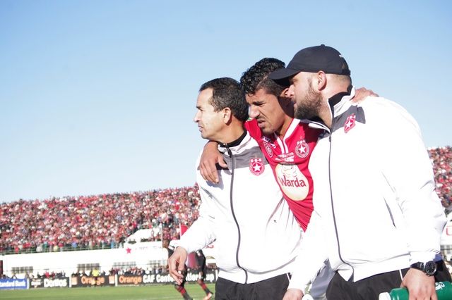 بغداد بونجاح اثناء اصابته 