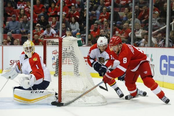 2015-11-29t222914z_963269732_nocid_rtrmadp_3_nhl-florida-panthers-at-detroit-red-wings_reuters