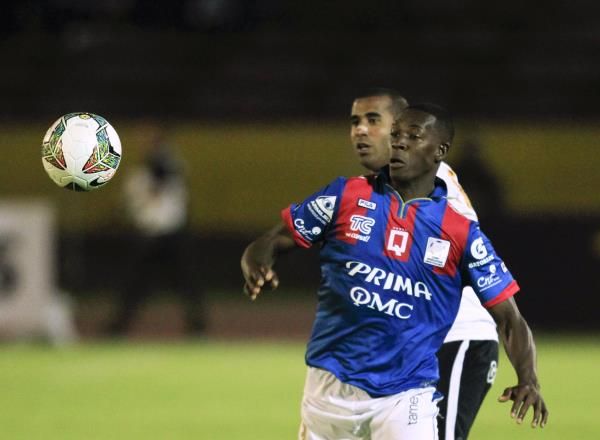2014-01-30t041554z_983371477_gm1ea1u0xvz01_rtrmadp_3_soccer-libertadores_reuters