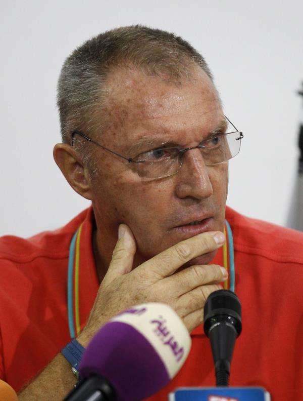 2013-11-06t131428z_523409215_gm1e9b61mxk01_rtrmadp_3_soccer-world_reuters