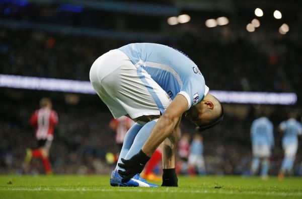 2015-11-28t162754z_91729674_mt1aci14202588_rtrmadp_3_soccer-england-mci-sou_reuters