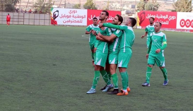 سامح مراعبة يحتفل بهدفه مع  الخضر