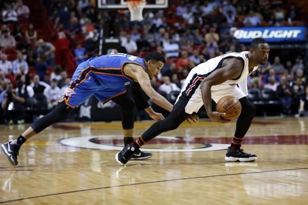 2015-12-04t023003z_1360075580_nocid_rtrmadp_3_nba-oklahoma-city-thunder-at-miami-heat_reuters