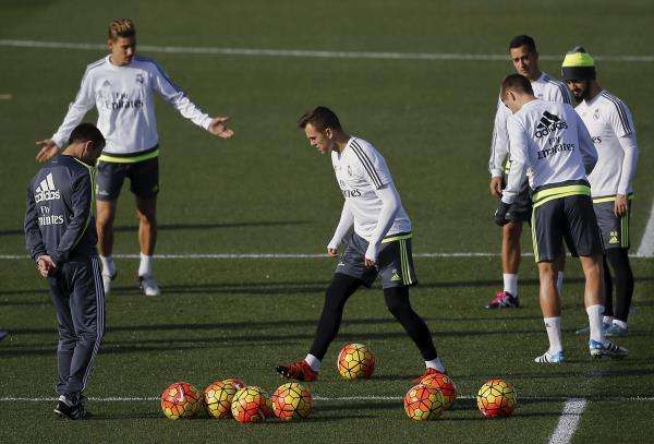 2015-12-04t110113z_34622979_gf10000254331_rtrmadp_3_soccer-spain-real_reuters