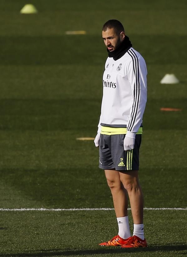 2015-12-04t111137z_1635053385_gf10000254333_rtrmadp_3_soccer-france-benzema_reuters