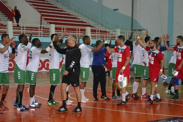  من مباراة الشباب البرقي الجزائري والاهلي السعودي