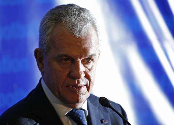 2015-02-03t085005z_532607055_gm1eb231alj01_rtrmadp_3_soccer-japan-coach_reuters