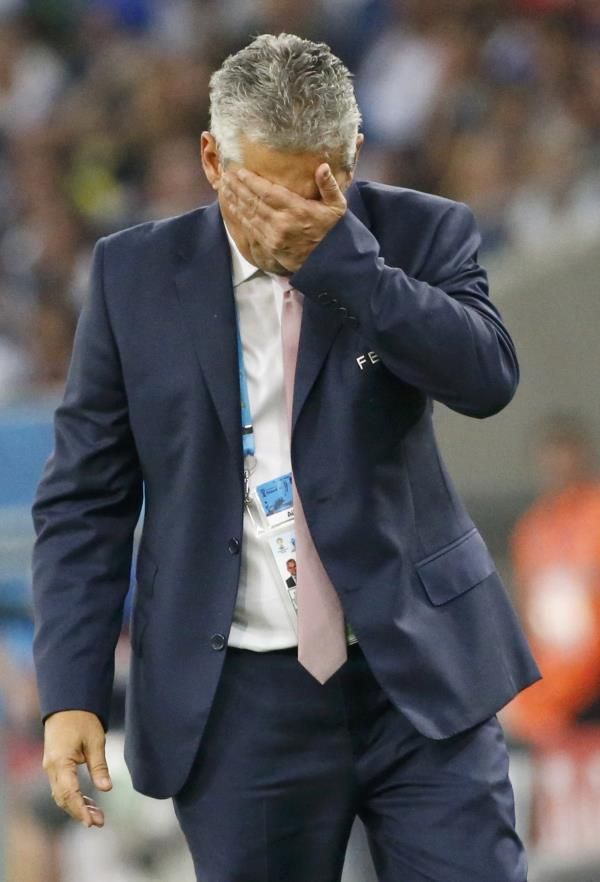 2014-06-25t213334z_707667006_tb3ea6p1qjmic_rtrmadp_3_soccer-world-m42-ecu-fra_reuters