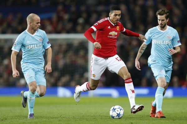 2015-11-25t200507z_91483507_mt1aci14199241_rtrmadp_3_soc_reuters