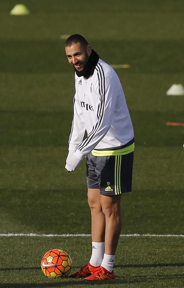 2015-12-04t111132z_1851752263_gf10000254334_rtrmadp_3_soccer-france-benzema_reuters