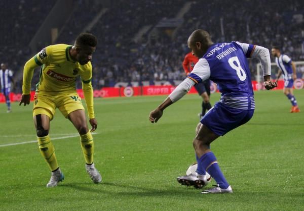 2015-12-05t193606z_603573862_gf10000255850_rtrmadp_3_soccer-portugal_reuters