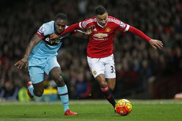 2015-12-05t162034z_92334034_mt1aci14210925_rtrmadp_3_soccer-england-mun-whu_reuters