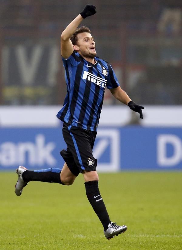 2015-12-05t211718z_1011199569_gf10000255918_rtrmadp_3_soccer-italy_reuters
