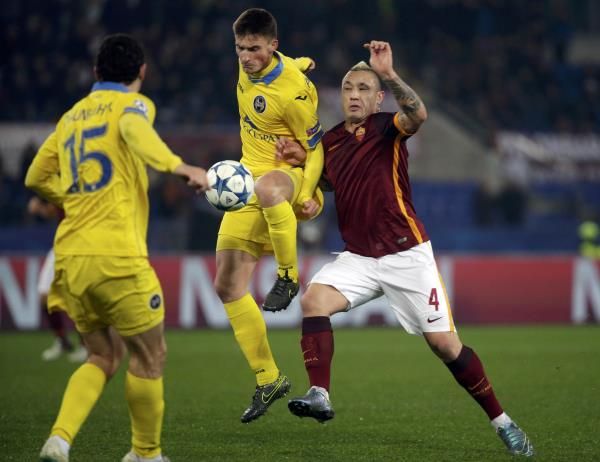 2015-12-09t200803z_37400868_lr1ebc91jx4wn_rtrmadp_3_soccer-champions-rom-bbo_reuters