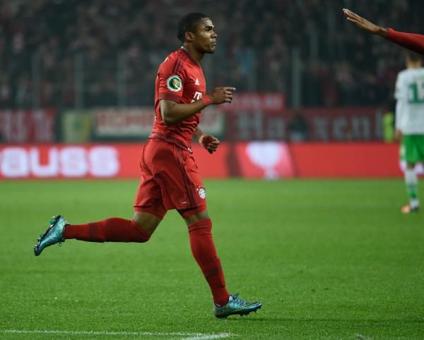 دوجلاس كوستا 