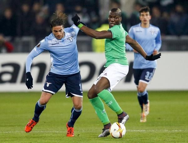 2015-12-10t214207z_439415009_gf10000261670_rtrmadp_3_soccer-europa-ase-laz_reuters