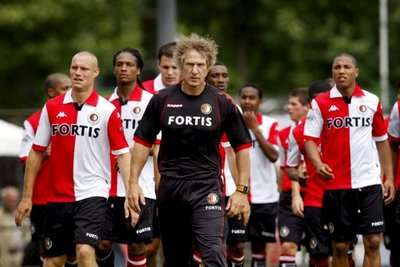 فيربيك وقيادة فينورد في تدريب سابق