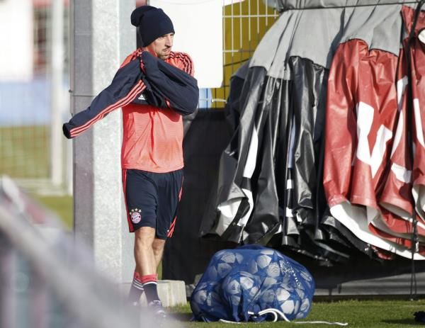 2015-12-08t105439z_628524813_lr1ebc80uasop_rtrmadp_3_soccer-champions_reuters