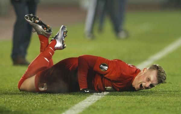 2015-12-10t203358z_849776879_lr1ebca1l4bom_rtrmadp_3_soccer-europa-bel-aug_reuters