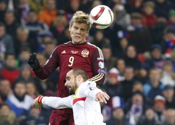 2015-10-12t173213z_716498675_lr2ebac1cpe63_rtrmadp_3_soccer-euro_reuters