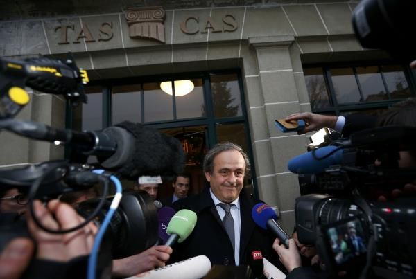 2015-12-08t155835z_1206199798_lr1ebc818dcxd_rtrmadp_3_soccer-fifa-platini_reuters
