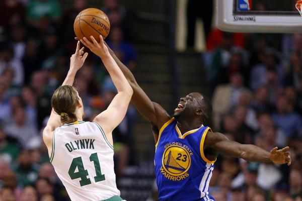 2015-12-12t022547z_570024434_nocid_rtrmadp_3_nba-golden-state-warriors-at-boston-celtics_reuters