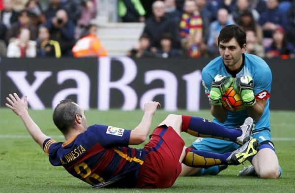 2015-12-12t152640z_207056404_gf10000263557_rtrmadp_3_soccer-spain_reuters