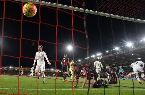 2015-12-12t183738z_92947058_mt1aci14219787_rtrmadp_3_soccer-england-bou-mun_reuters