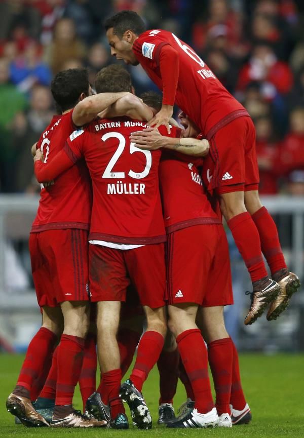 2015-12-12t163525z_359840964_lr1ebcc1a2rdw_rtrmadp_3_soccer-germany_reuters