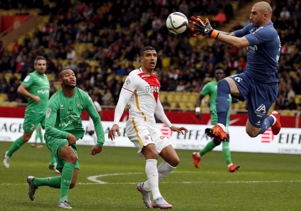 2015-12-13t140340z_1326732526_gf10000264475_rtrmadp_3_soccer-france_reuters