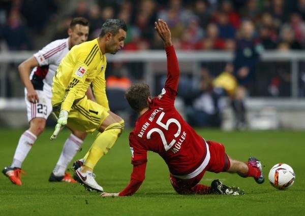 2015-12-12t164457z_1422657753_lr1ebcc1aime4_rtrmadp_3_soccer-germany_reuters