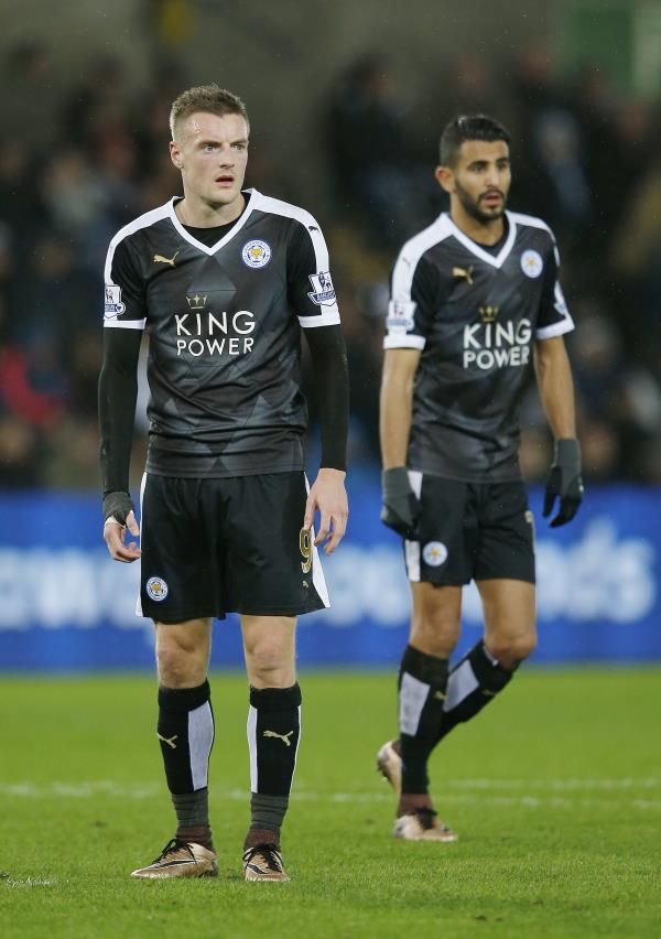 2015-12-05t171717z_92337437_mt1aci14211180_rtrmadp_3_soccer-england-swa-lei_reuters